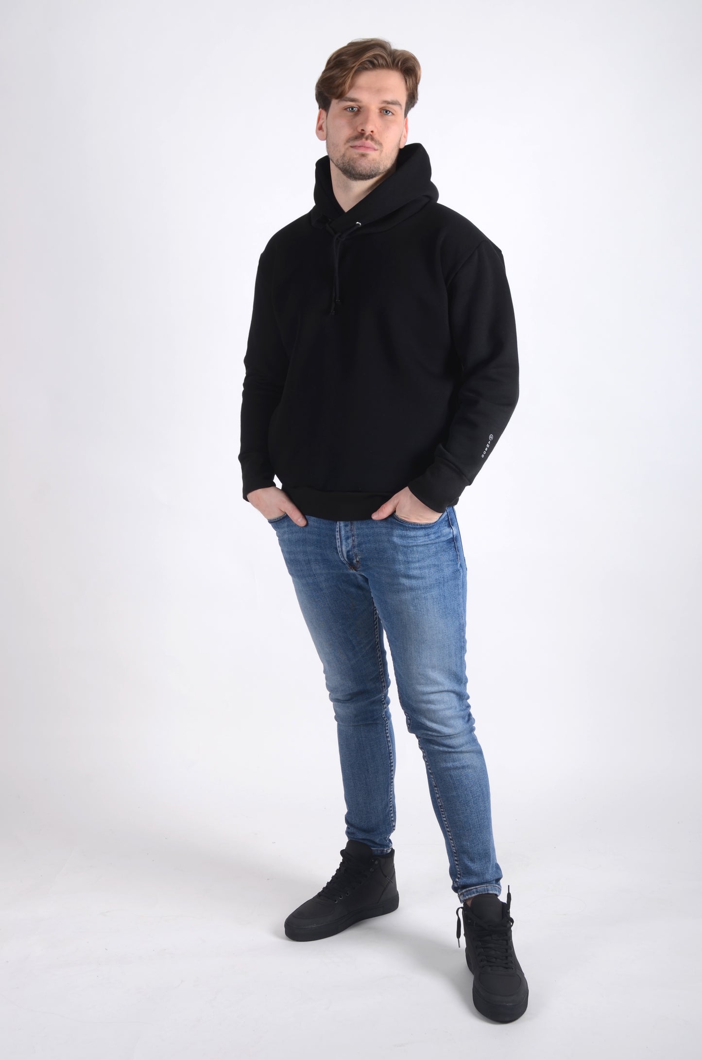 Zwarte hoodie